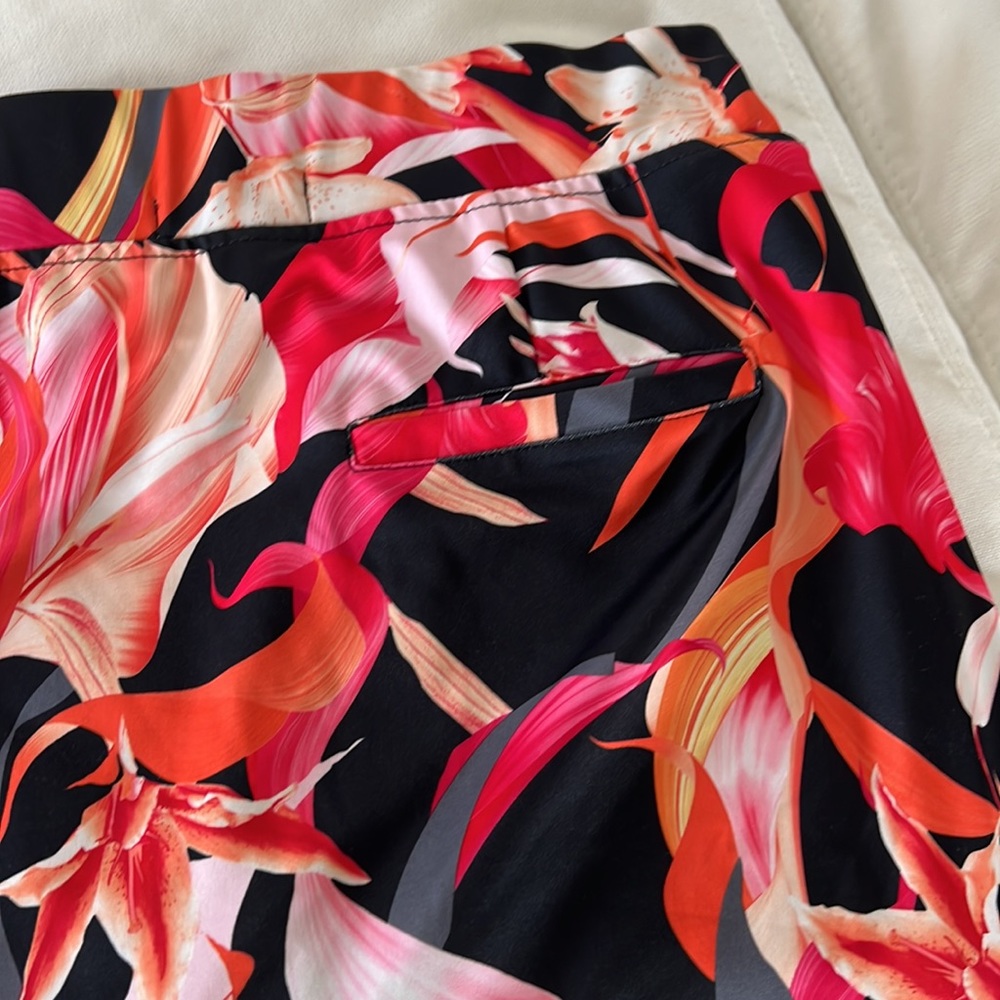 Women’s golf skirt - Picture 4 of 5